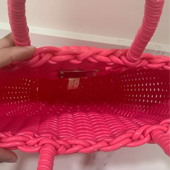 ❤️(SOLD)❤️Kate Spade Bag - Picture 4 of 4